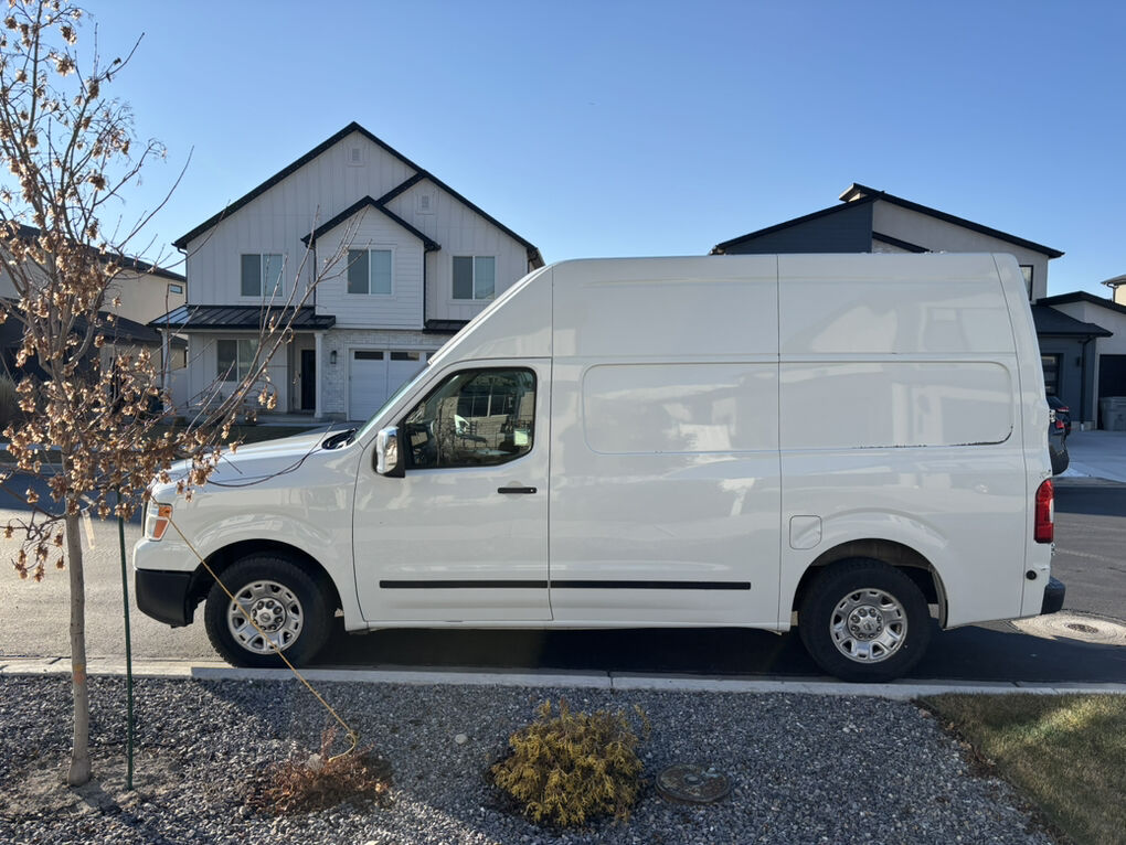 2014 Nissan NV 2500 HD SV