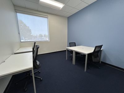 HQ powered by Regus--The Ultimate Office to Register Your Business!