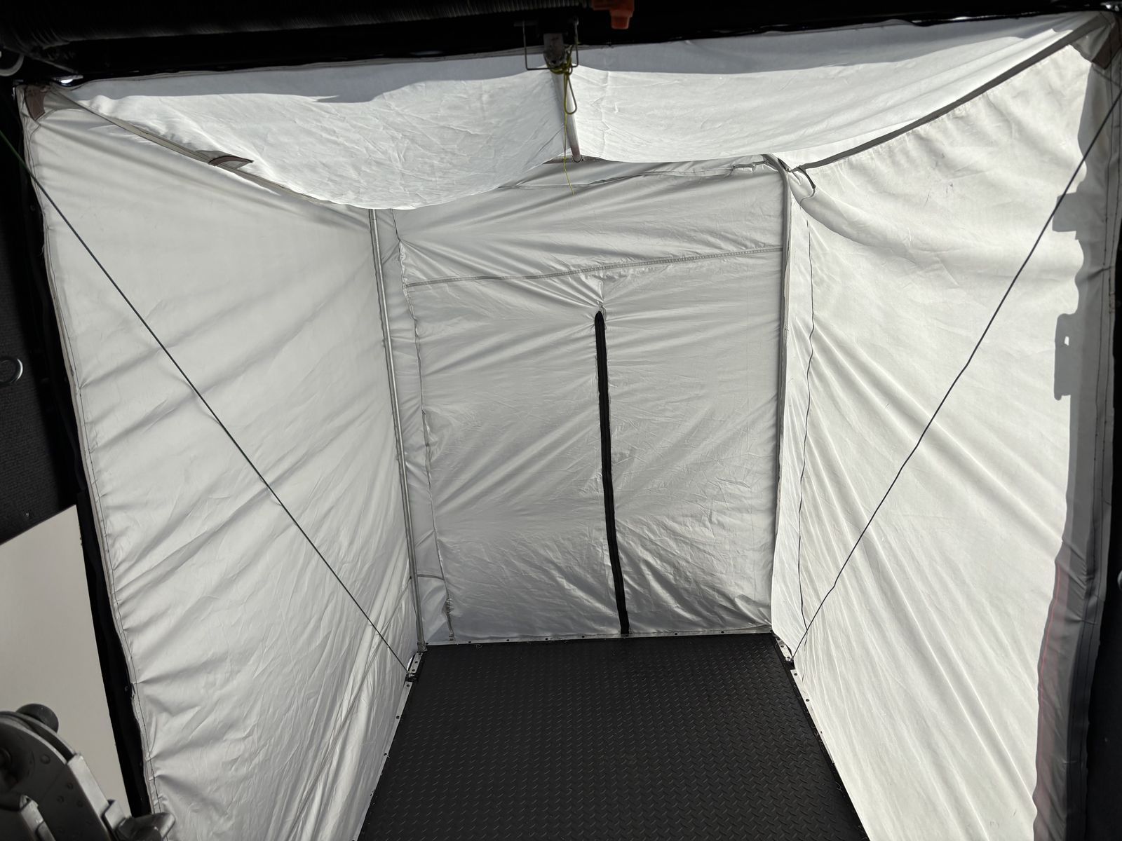 Main image 5