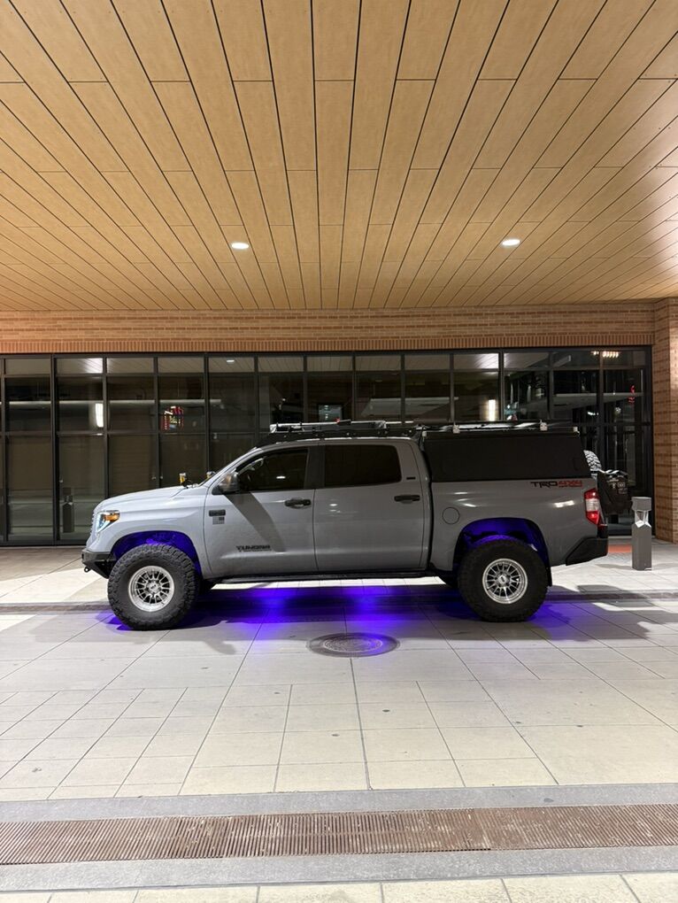 Gfc Topper Tundra Short Bed  2 Gen