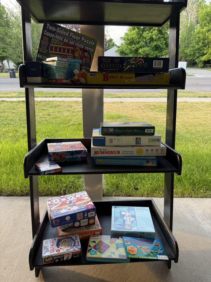 Huge lot of puzzles and games
