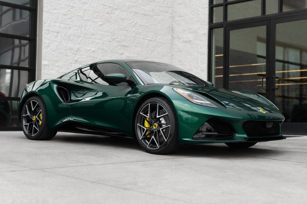 2026 Lotus Emira V6 SE
