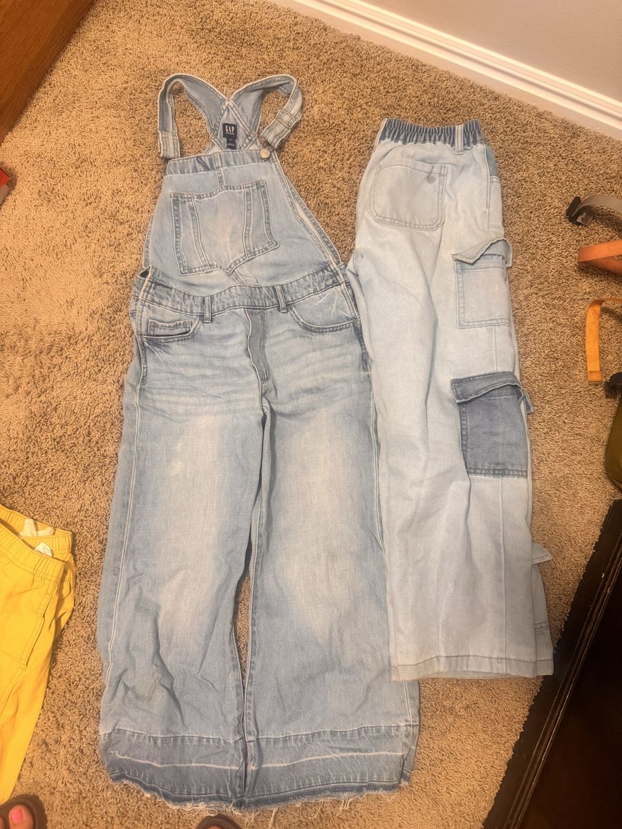 25$ for everything Girl and boys clothes size 8-10 North Face, Patagonia, Zara