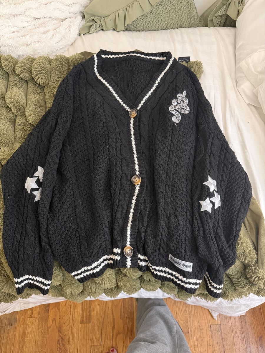 Taylor Swift Reputation Cardigan