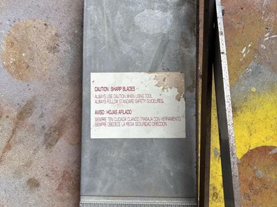 Vinyl tile cutter