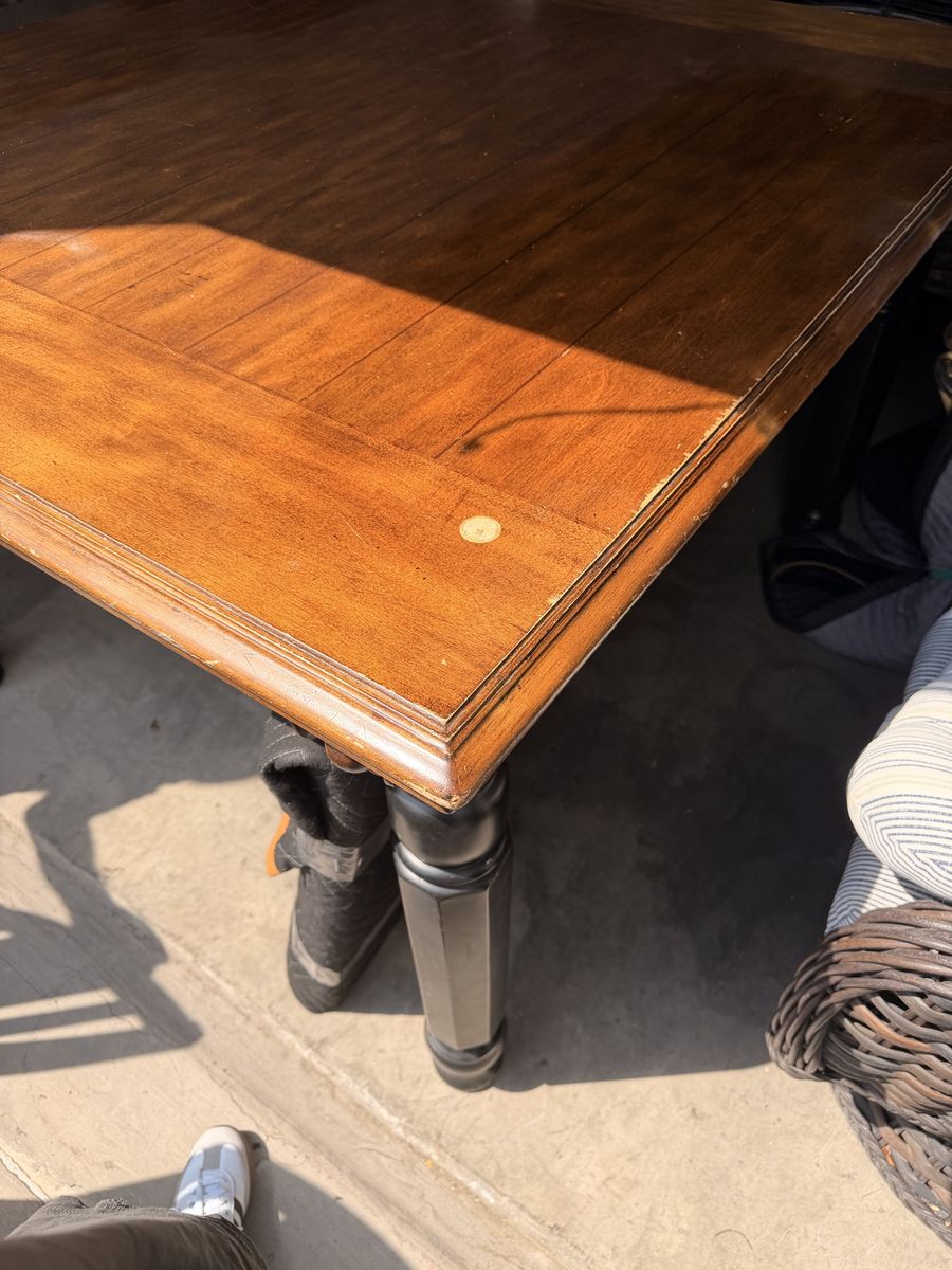 Dinning table 
