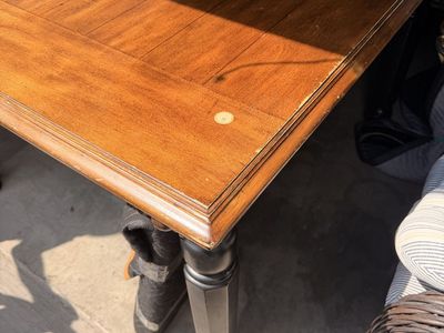 Dinning table