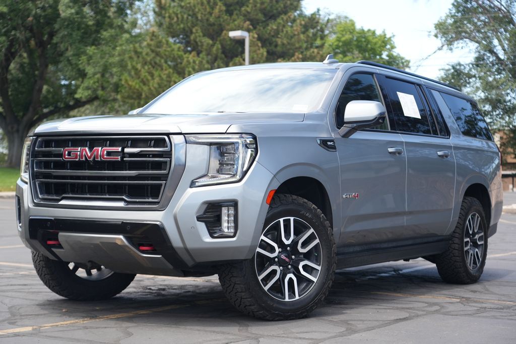 2023 GMC Yukon XL AT4