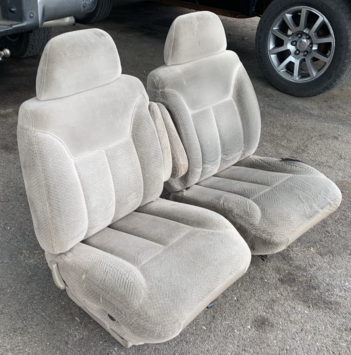 1995-1999 Suburban Yukon Tahoe cloth bucket seats GMT400