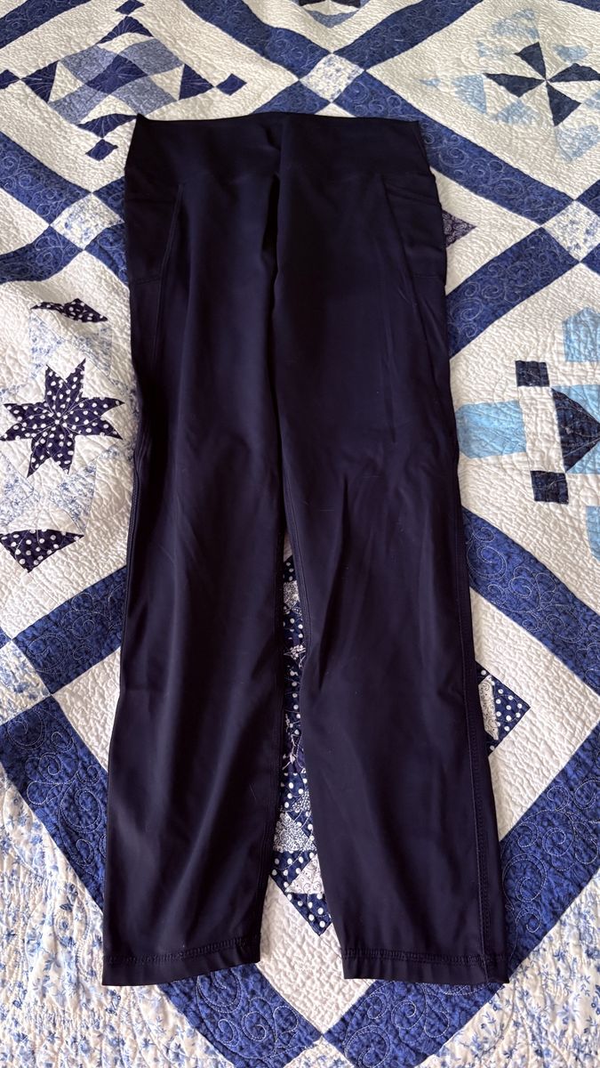 Navy leggings