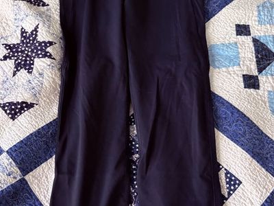 Navy leggings