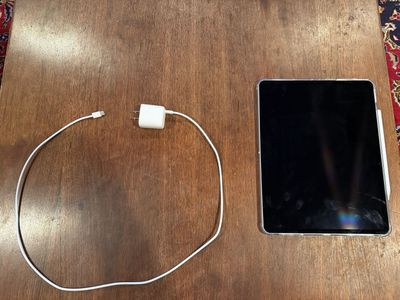 12.9” apple ipad pro silver 128gb 4th gen. wifi. with apple pencil 2nd gen.