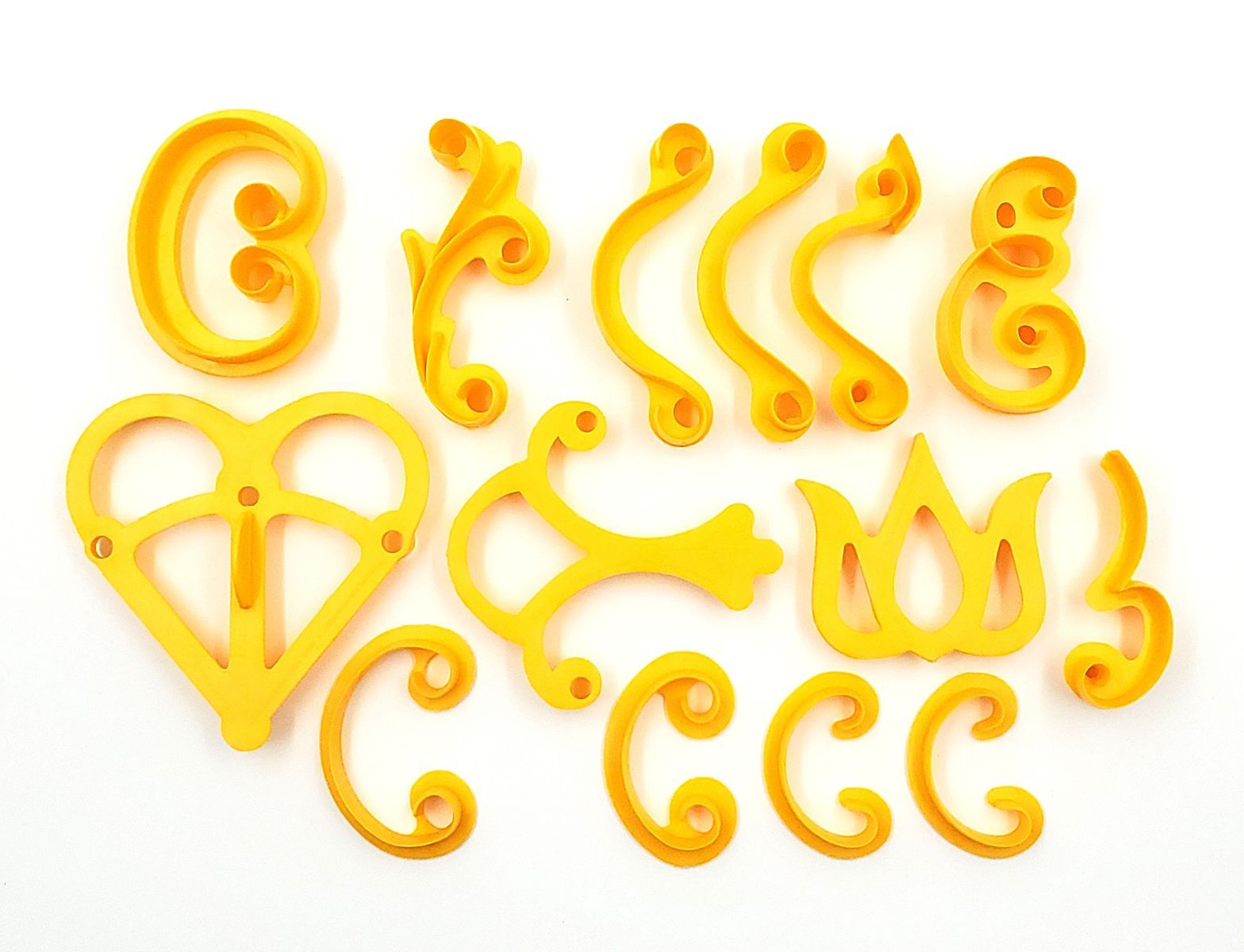 RARE Vintage “Wilton” Ornamental Cake Pattern Press Set – 14 Piece