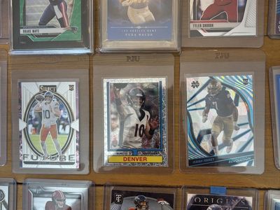 200+ Card Lot - Maye / Puka / Nix / Dart / more!