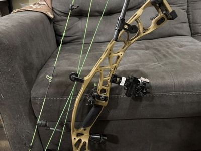 Hoyt Alpha X
