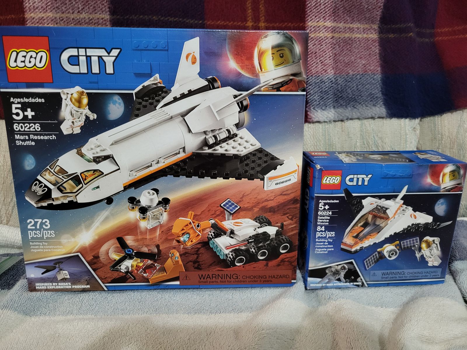 LEGO CITY  MARS RESEARCH VEHICLE  &  SATELLITE SERVICE MISSION   2019  ISSUE