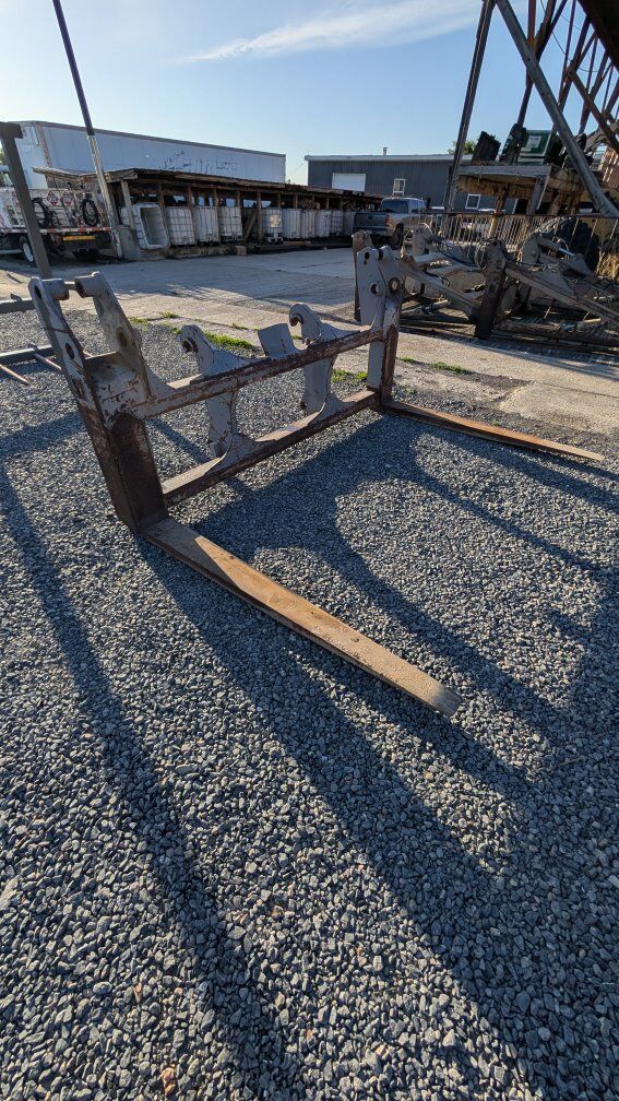 Volvo John Deere quick attach forks Rockland