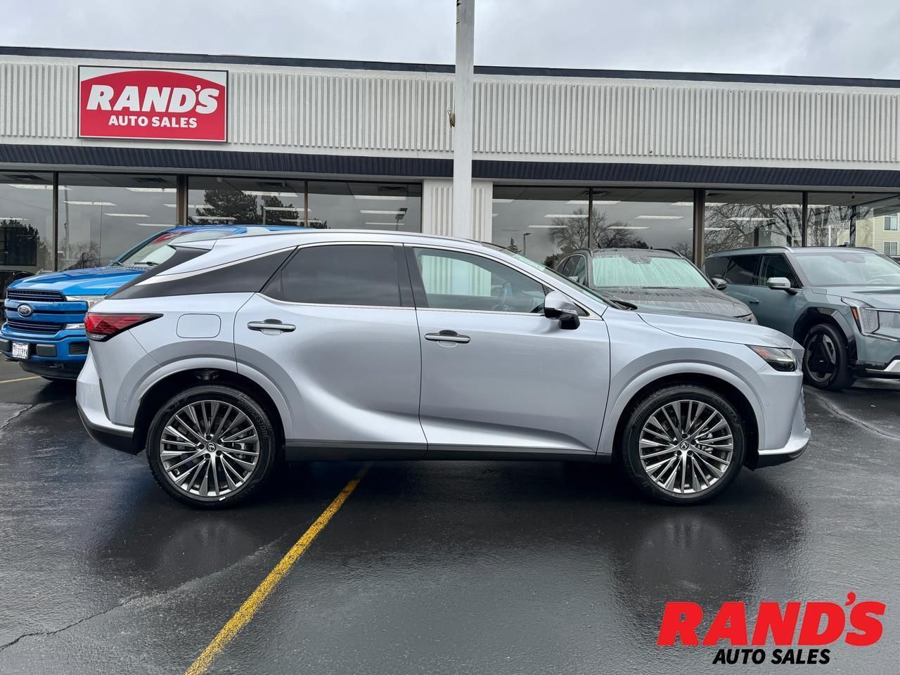 2024 Lexus RX 450h+ Luxury