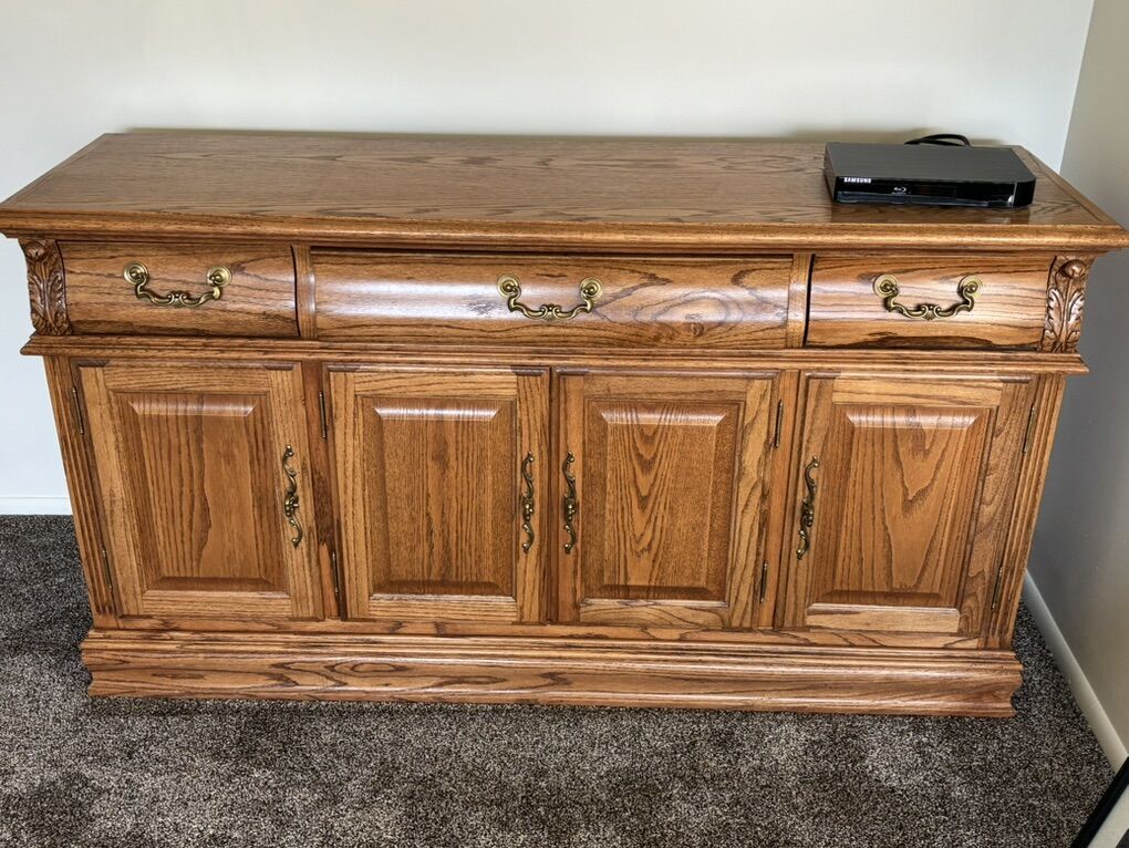 Exquisite Side Buffet With Hutch