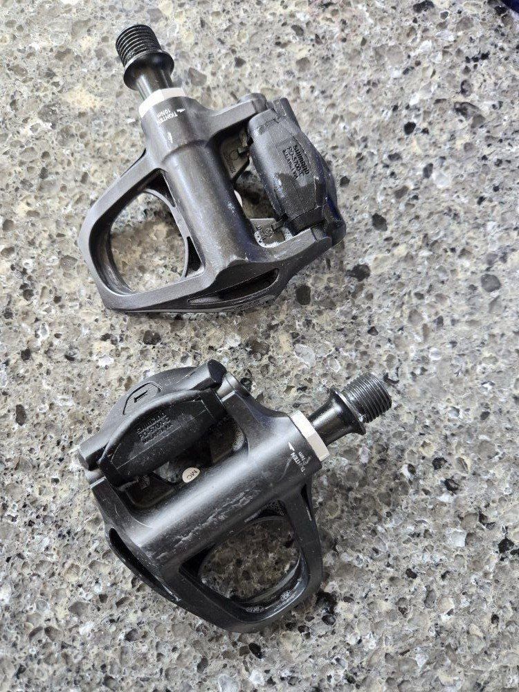 Shimano 105 CARBON clipless pedals