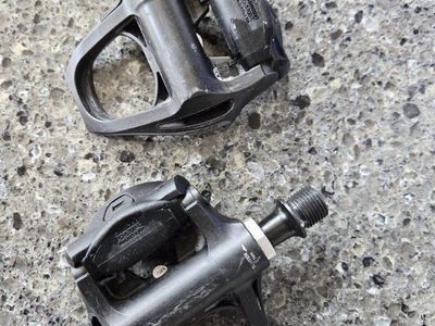 Shimano 105 CARBON clipless pedals