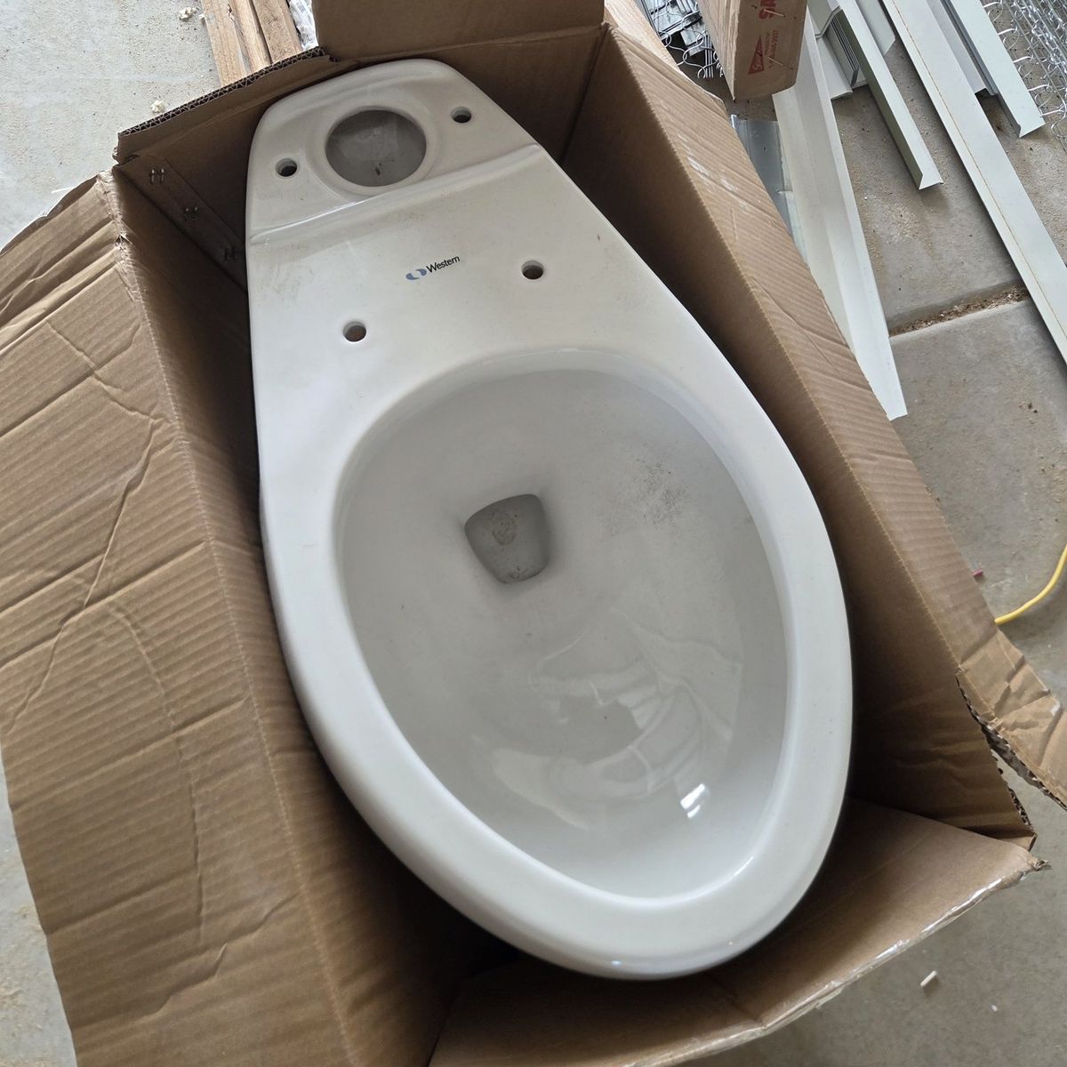 Western Pottery Elongated Toilet