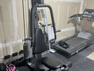 Hoist V1 home gym