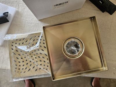 6" shower drain w/hair catcher