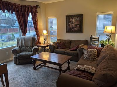 Traditional Living Room Set