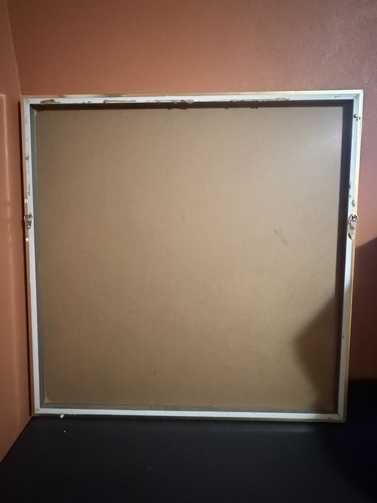 Main image 3