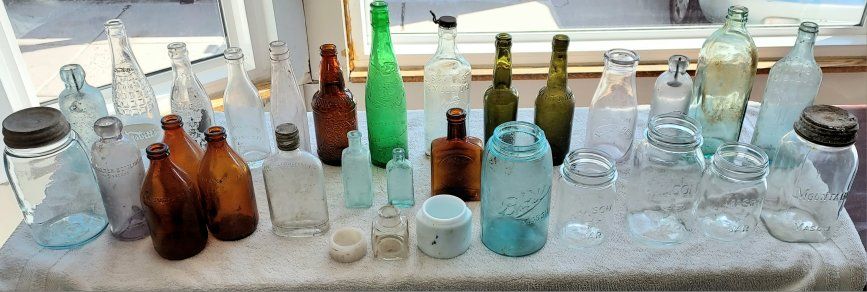 31 Antique Bottles