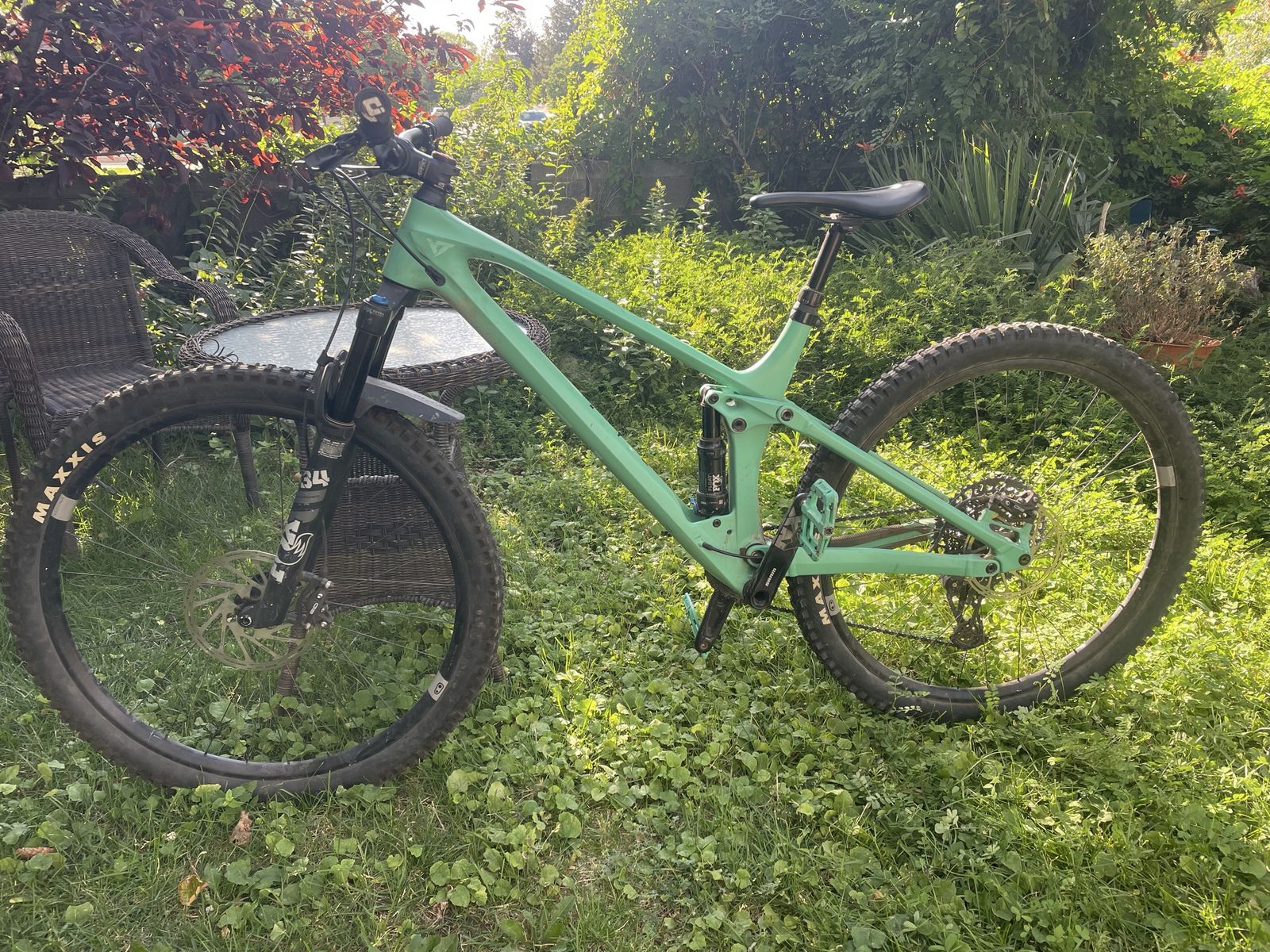 2023 YT Izzo Stage II with upgrades large