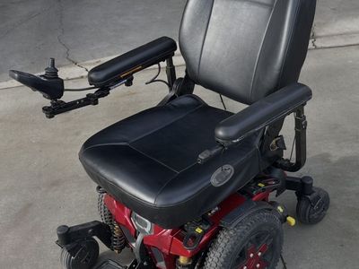 Electric wheelchair scooter