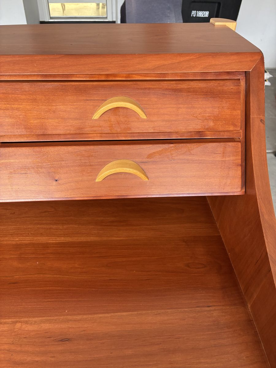 Main image 4