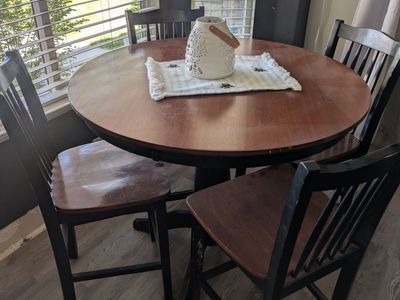 Table and 4 chair set