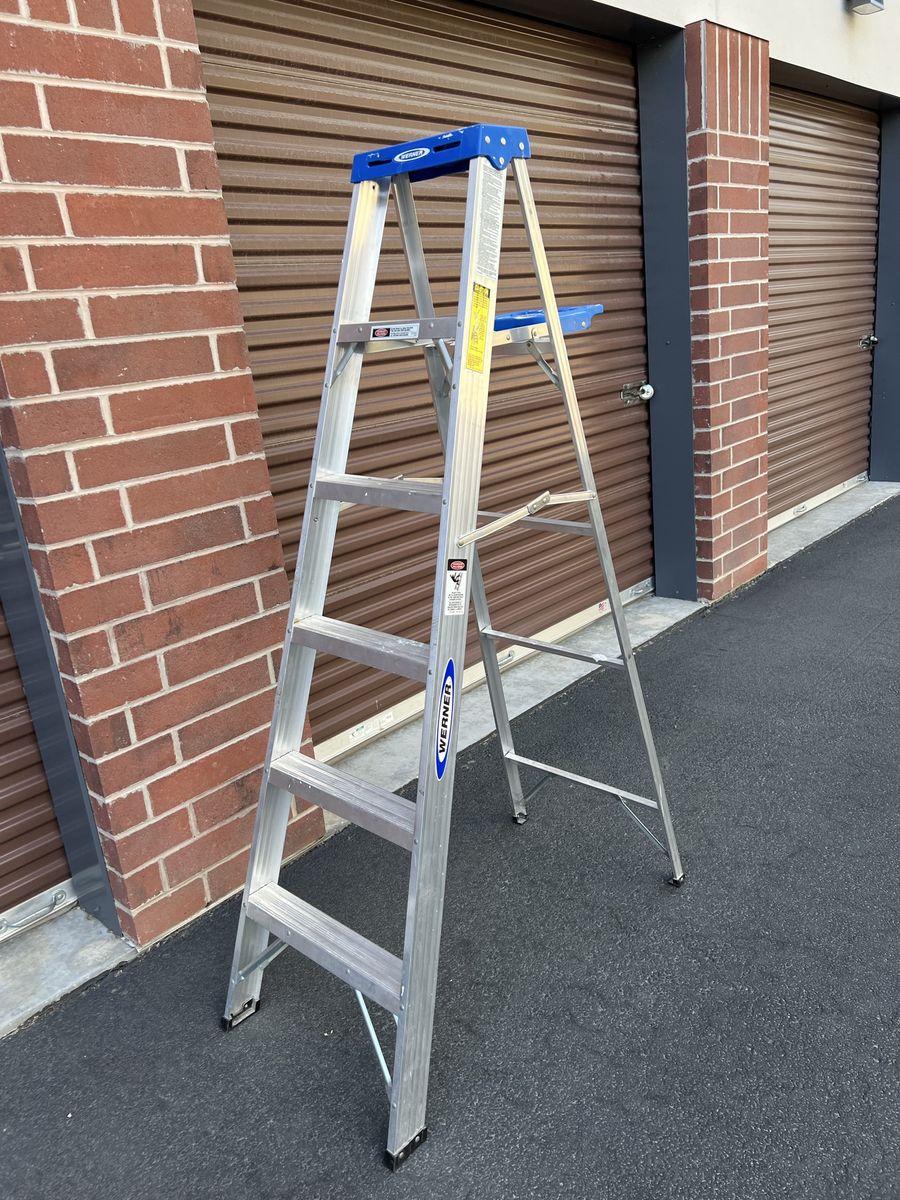 Werner A-Frame Ladder Aluminum 6 feet tall 250 pound Capacity
