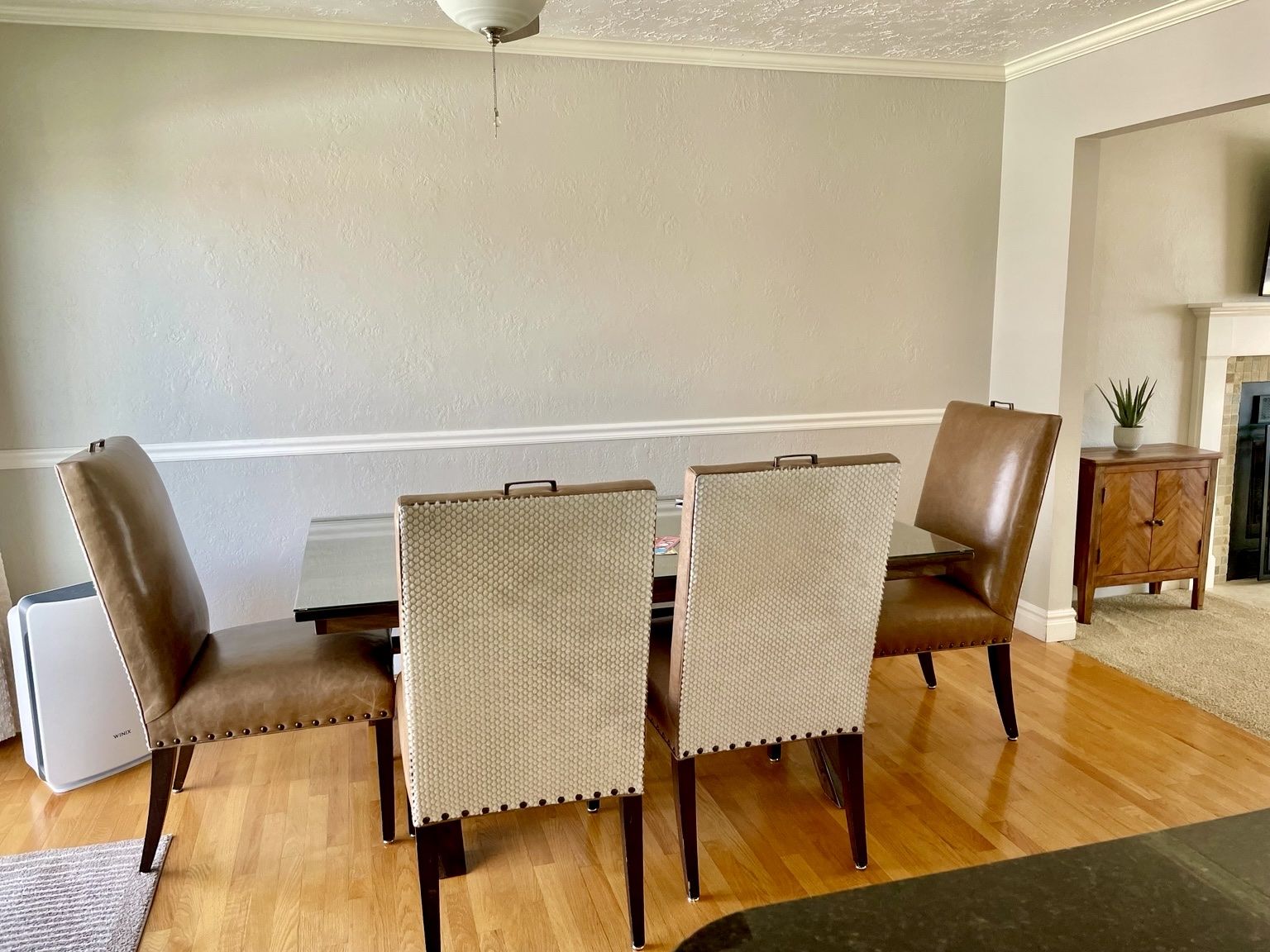 Main image 7