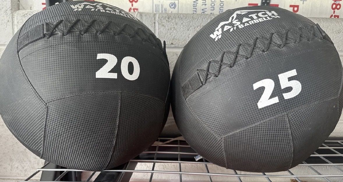 Wall balls