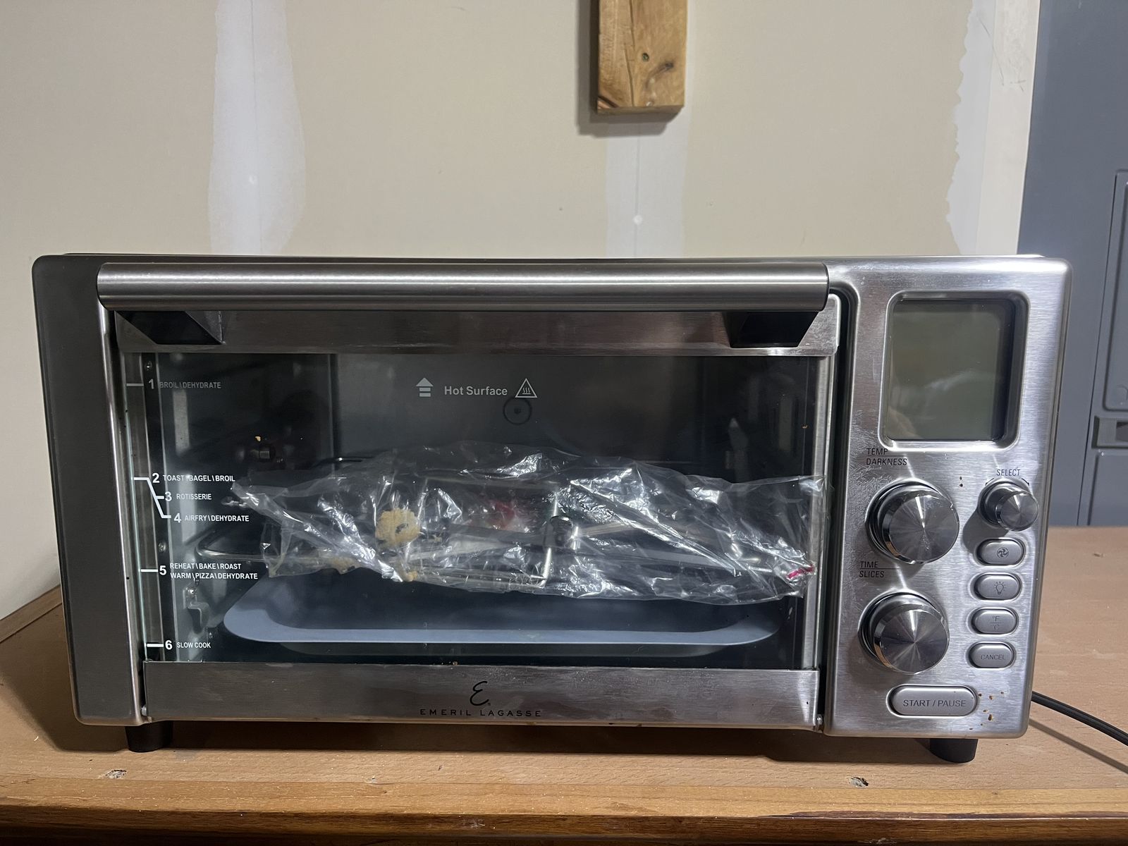 Air fryer and toaster oven