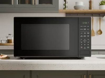 Mainstays 2.2 cu ft Microwave Oven, Black