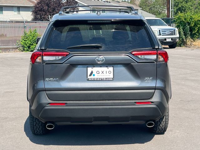 Main image 4