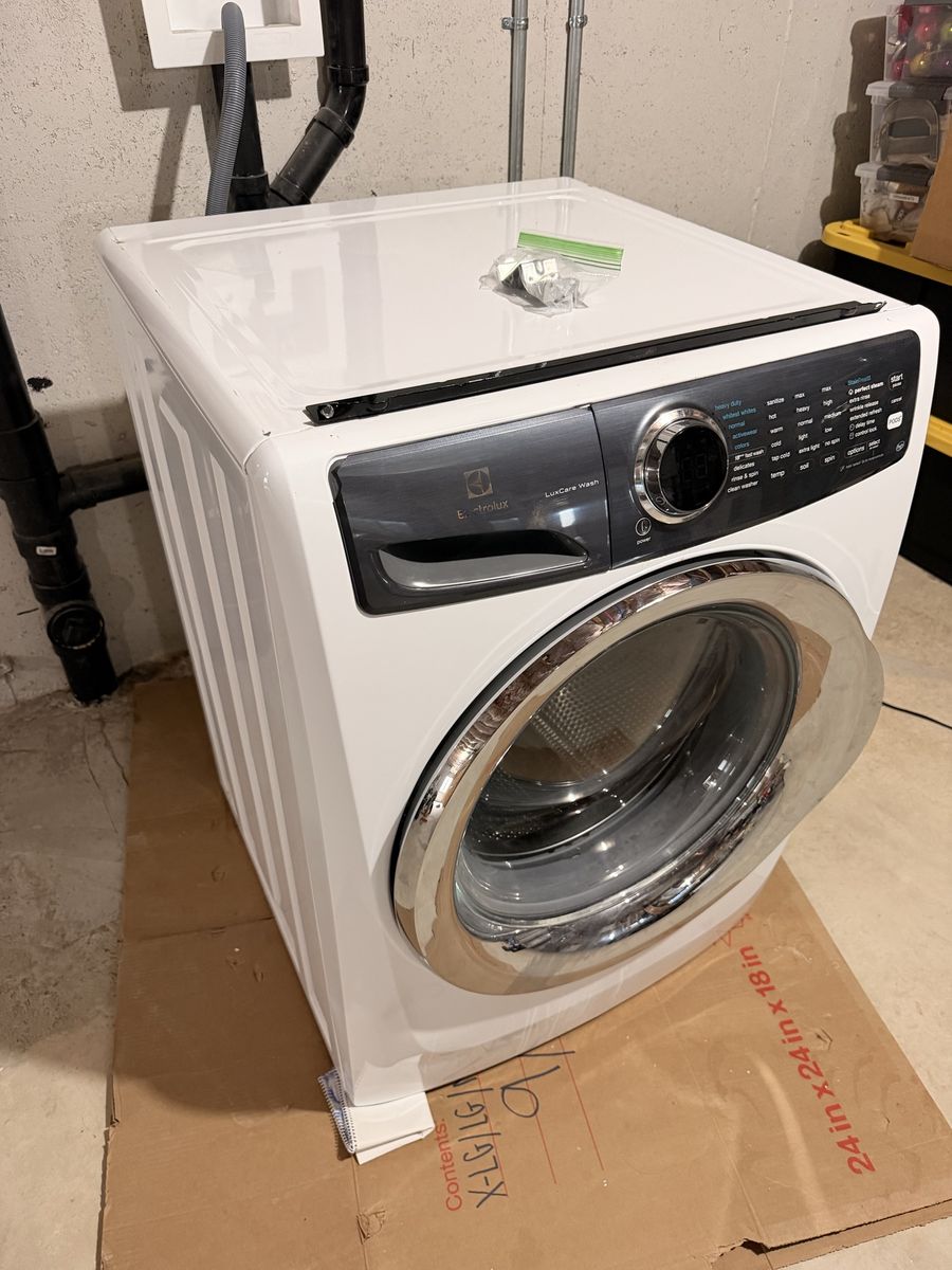 Electrolux Front Load Washing Machine