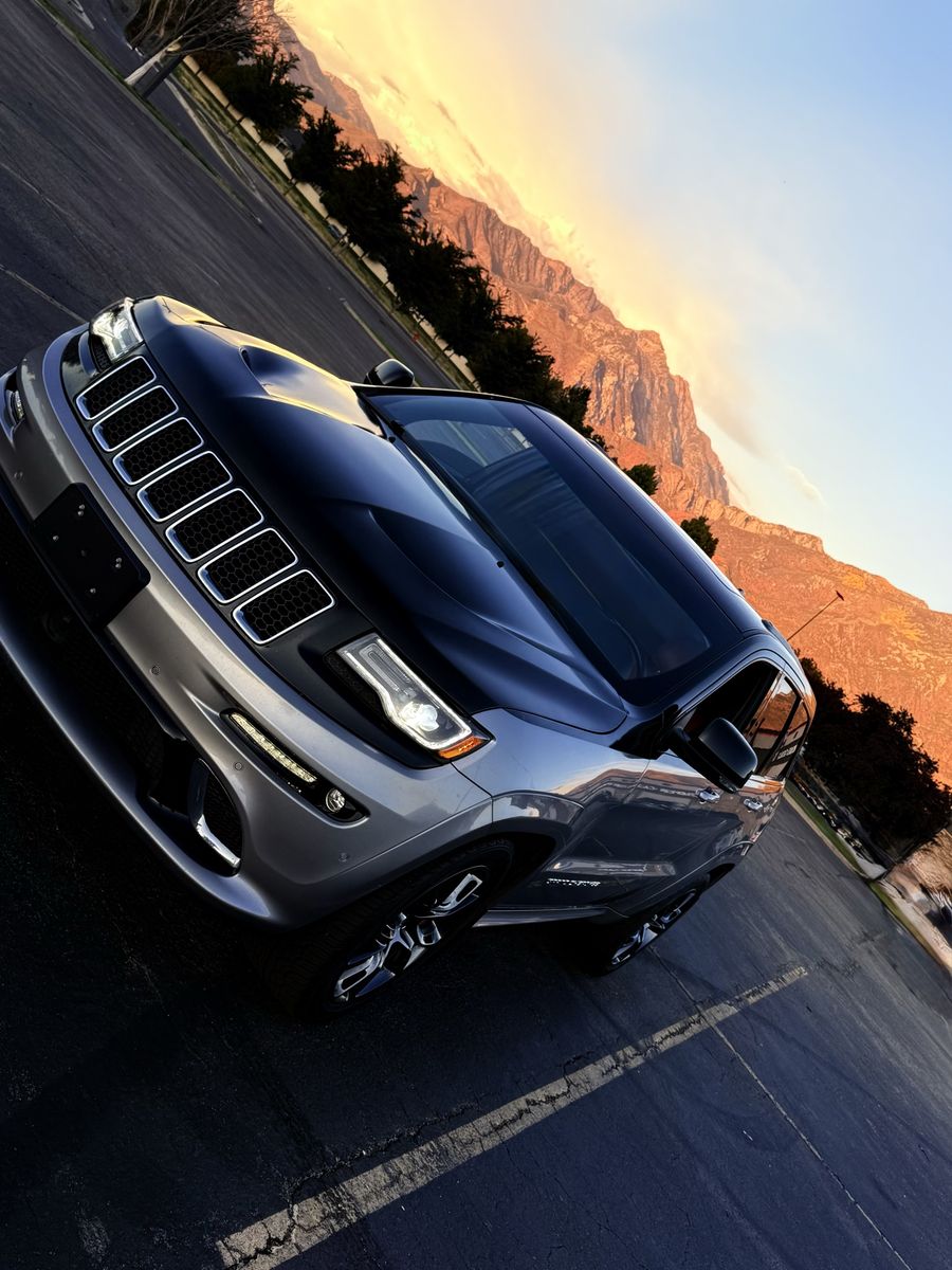 2016 Jeep Grand Cherokee SRT