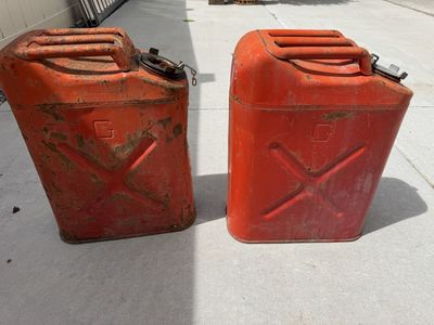 Gas cans