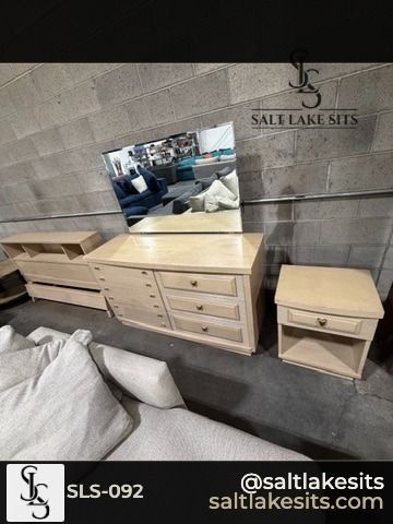 1950s Mengel Bedroom Set