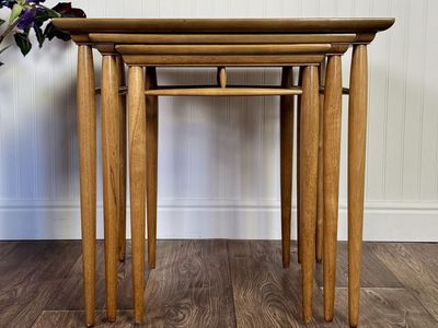 Vintage Heritage Henredon MCM Nesting Tables