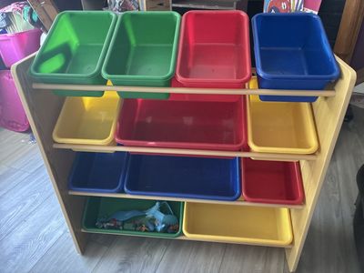 Kids toy bin shelves