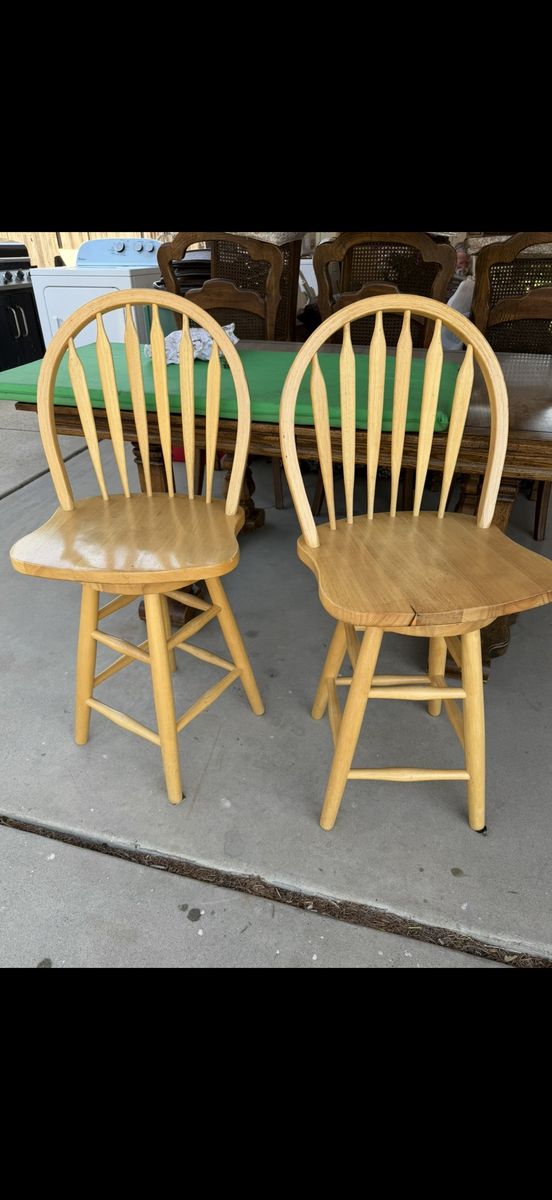 Swivel Bar stools
