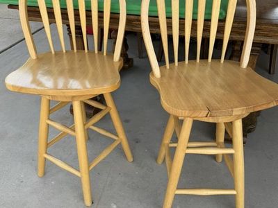 Swivel Bar stools