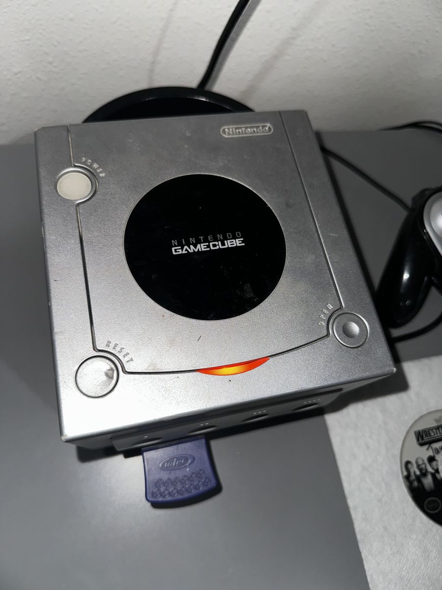 Nintendo Game Cube Bundle